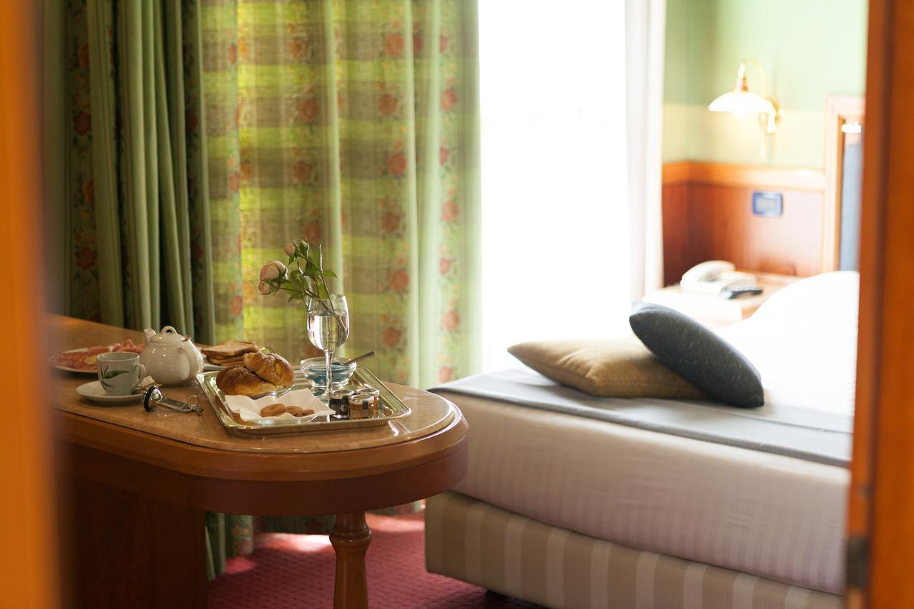 Arosio Hotel מראה חיצוני תמונה