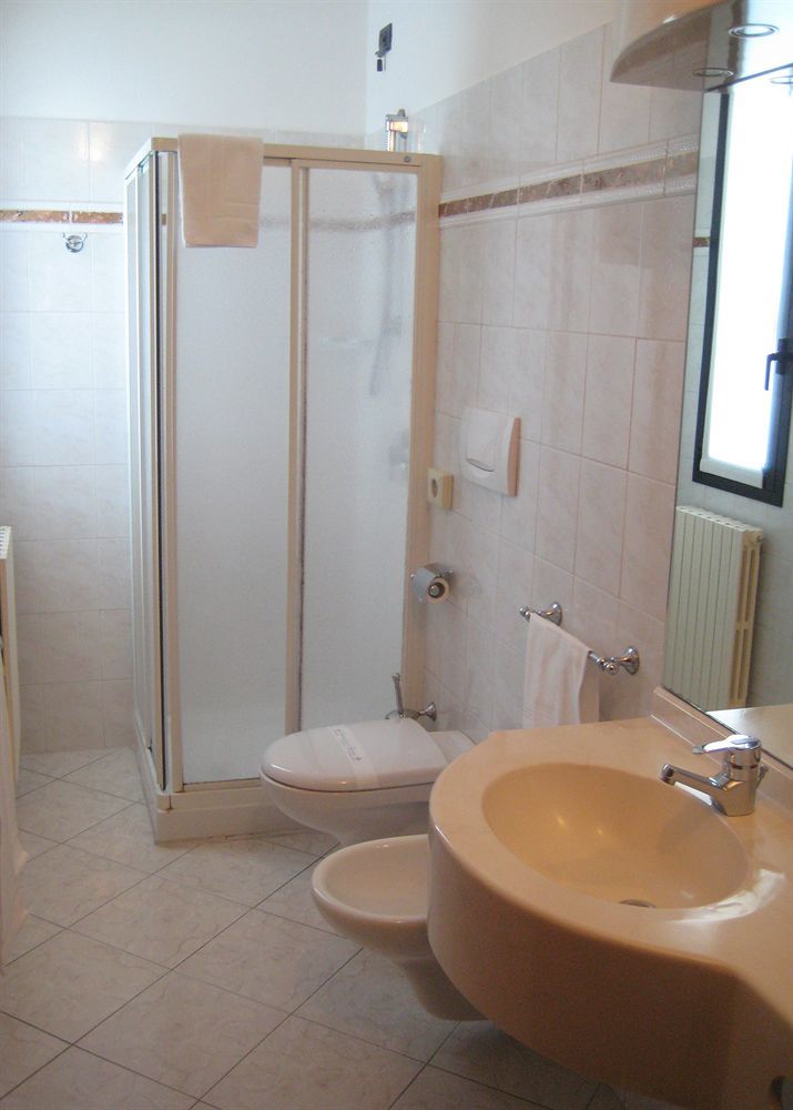 Arosio Hotel מראה חיצוני תמונה