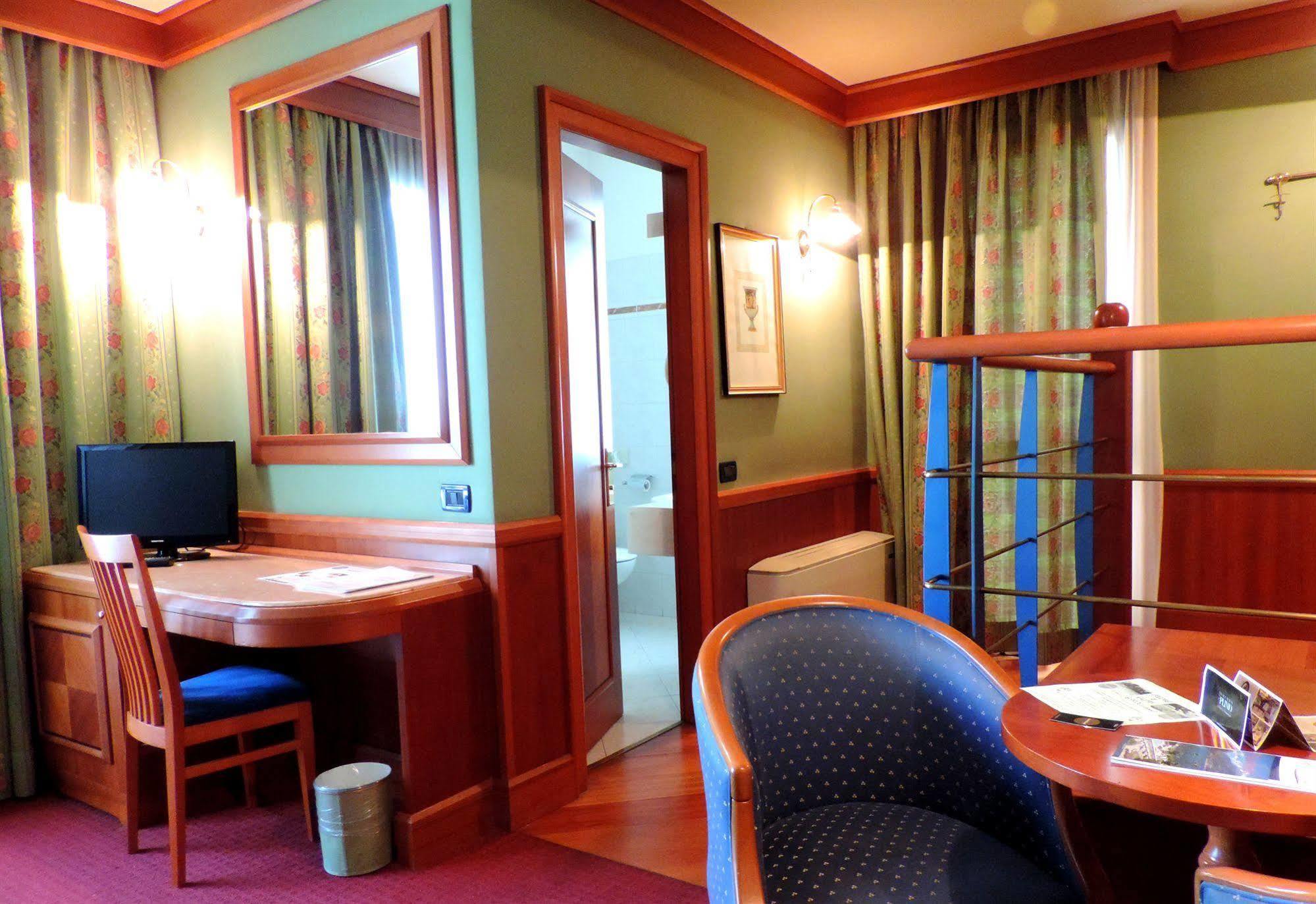 Arosio Hotel מראה חיצוני תמונה