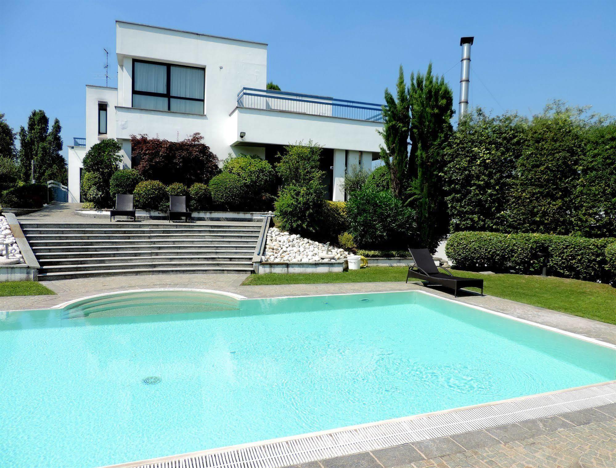 Arosio Hotel מראה חיצוני תמונה