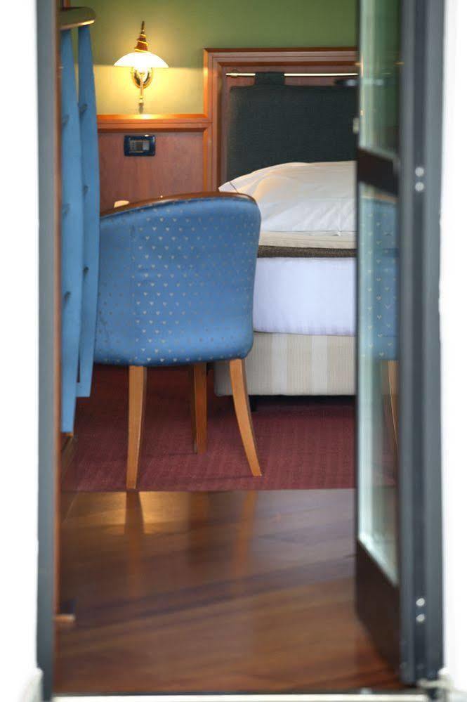 Arosio Hotel מראה חיצוני תמונה